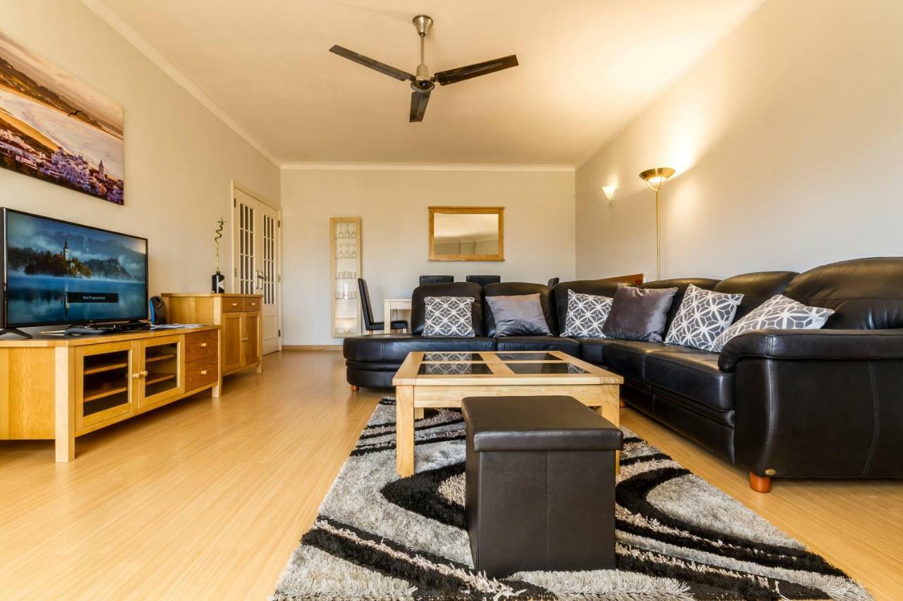 The Hoffy Beach Apartment 라고스 외부 사진